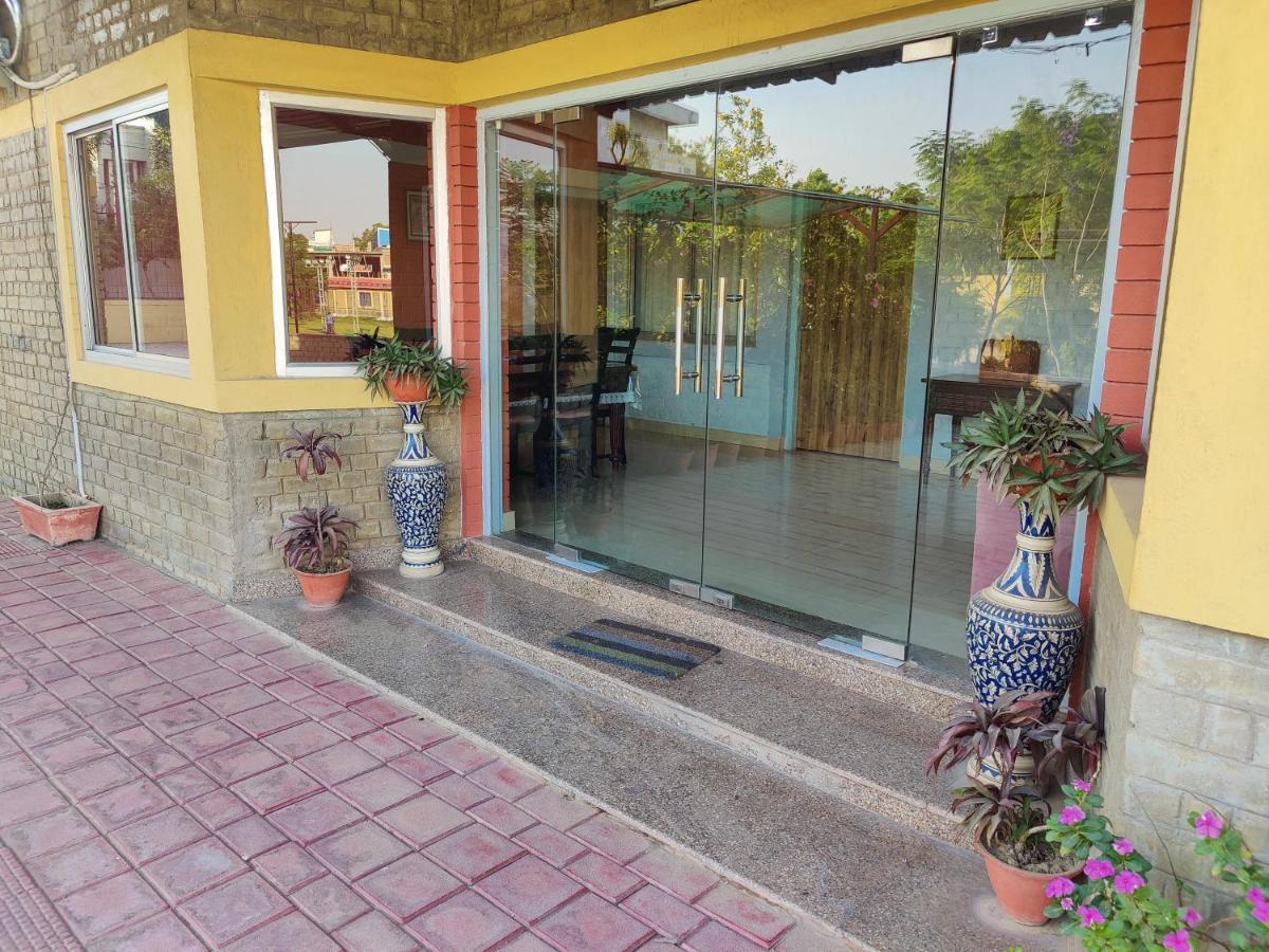 Brick Field Otel Varanasi Dış mekan fotoğraf